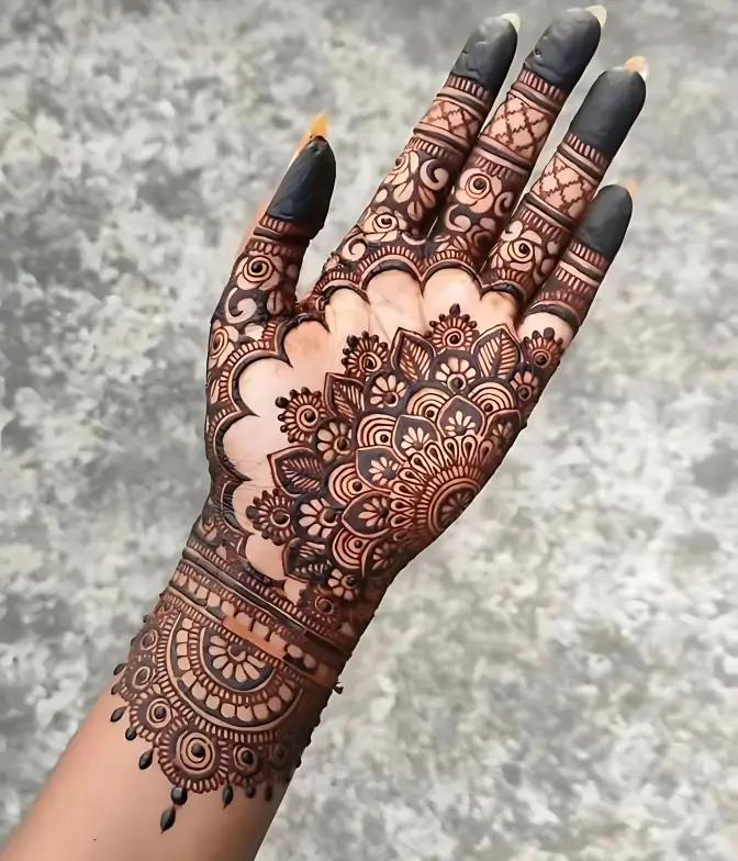 Arabic mehndi design