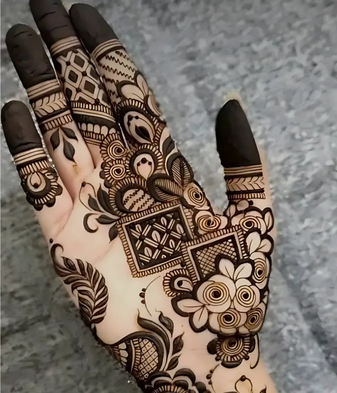 front hand mehndi design