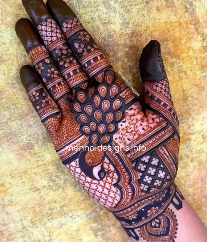 Easy Mehndi Design For Karva